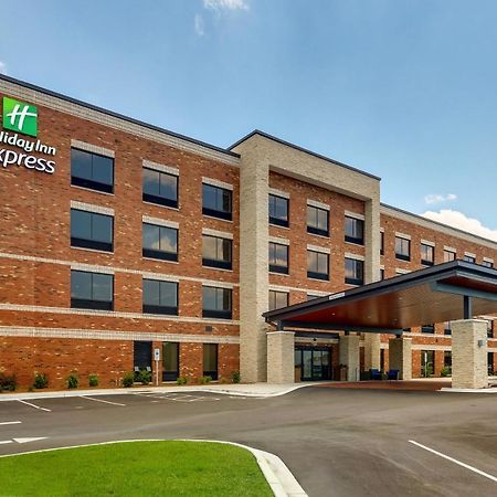 Holiday Inn Express - Wilmington - Porters Neck By Ihg Экстерьер фото