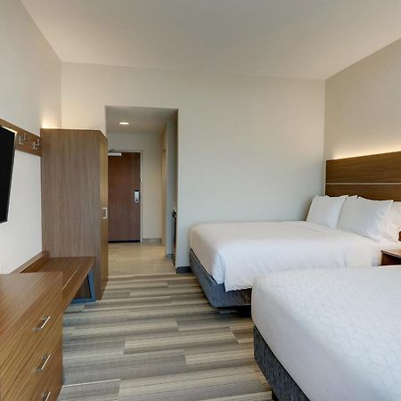 Holiday Inn Express - Wilmington - Porters Neck By Ihg Экстерьер фото
