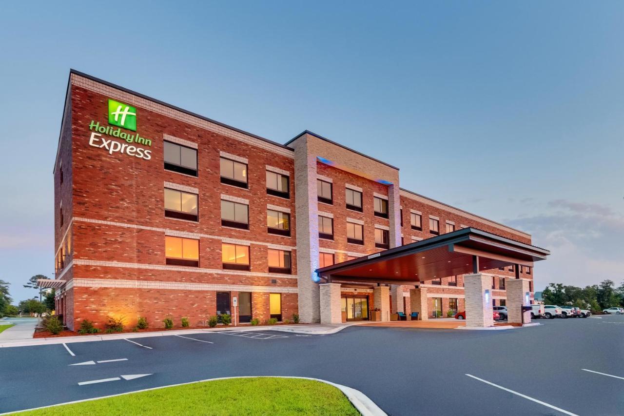 Holiday Inn Express - Wilmington - Porters Neck By Ihg Экстерьер фото