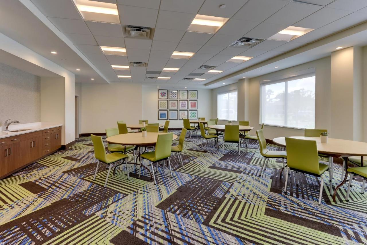 Holiday Inn Express - Wilmington - Porters Neck By Ihg Экстерьер фото