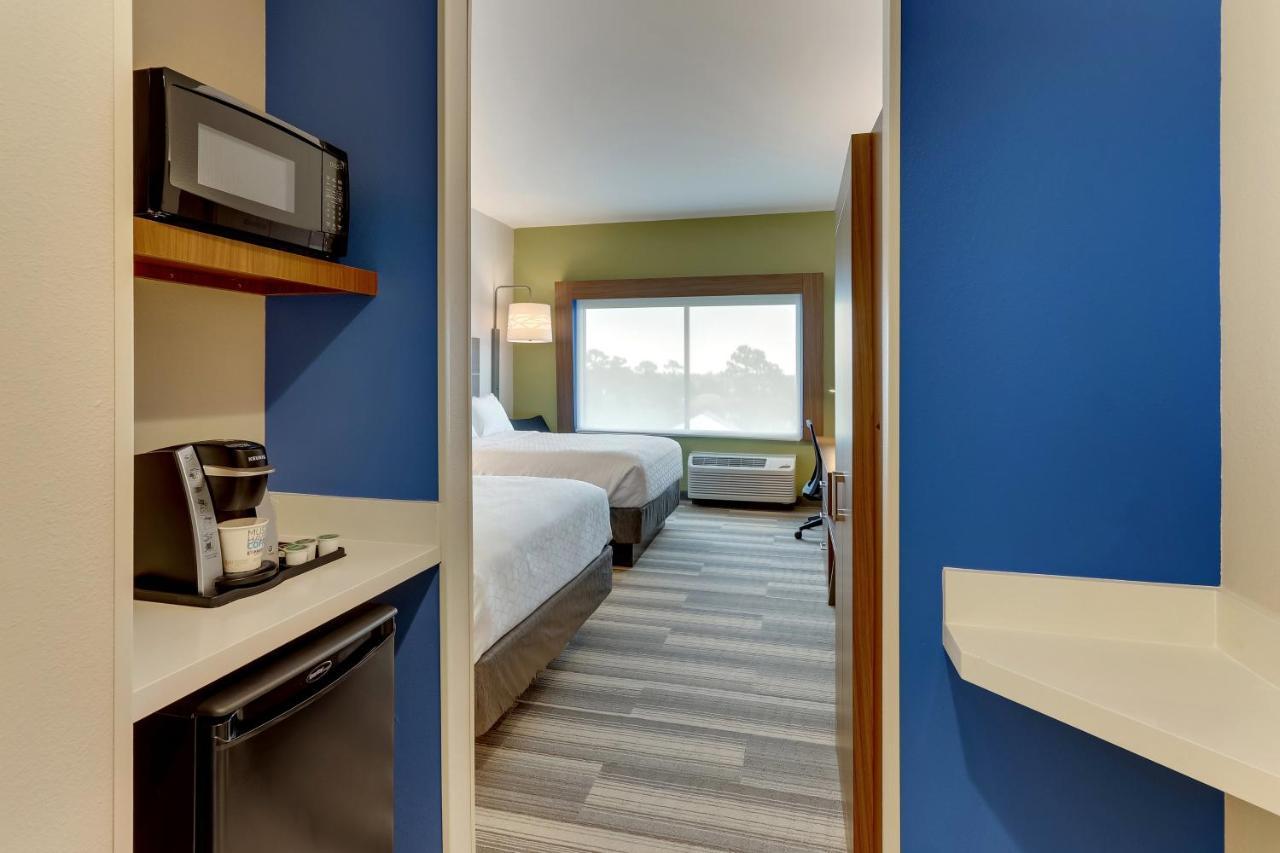 Holiday Inn Express - Wilmington - Porters Neck By Ihg Экстерьер фото